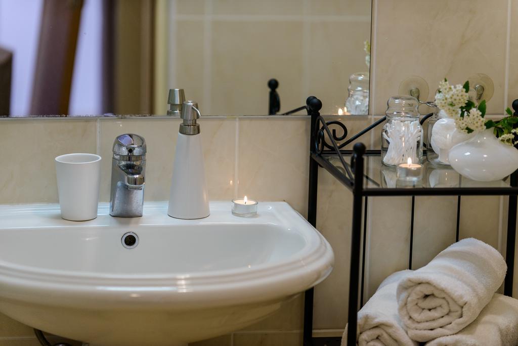 Mirjam'S Charming Apartment ดูบรอฟนิก ภายนอก รูปภาพ