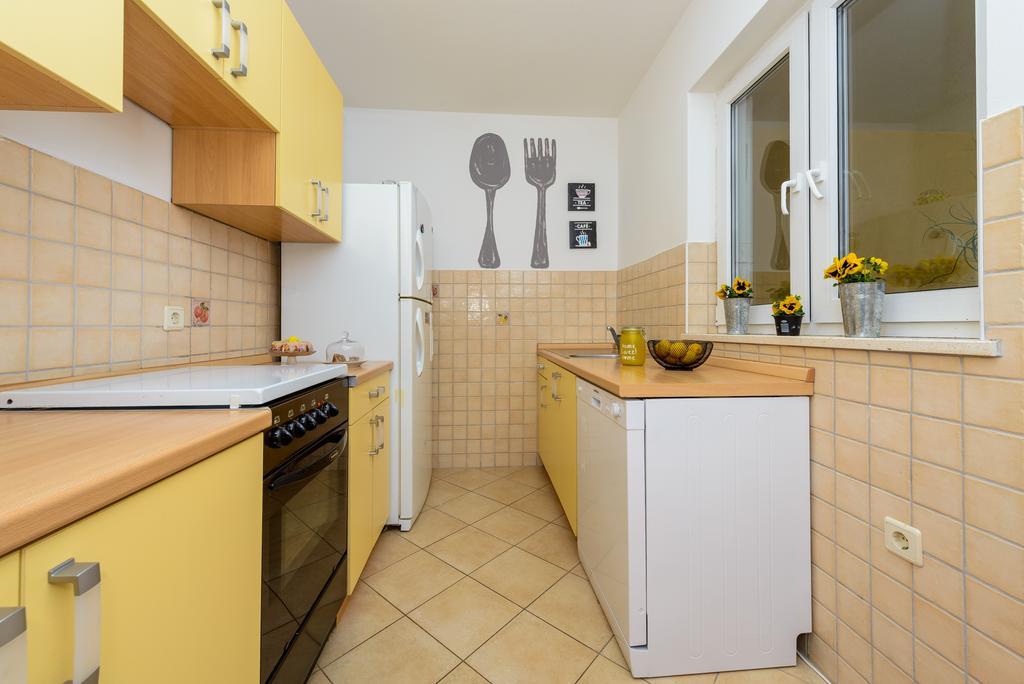Mirjam'S Charming Apartment ดูบรอฟนิก ภายนอก รูปภาพ