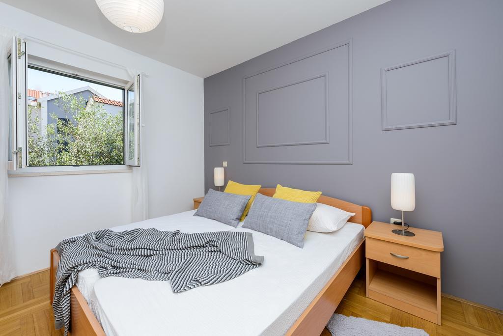 Mirjam'S Charming Apartment ดูบรอฟนิก ภายนอก รูปภาพ