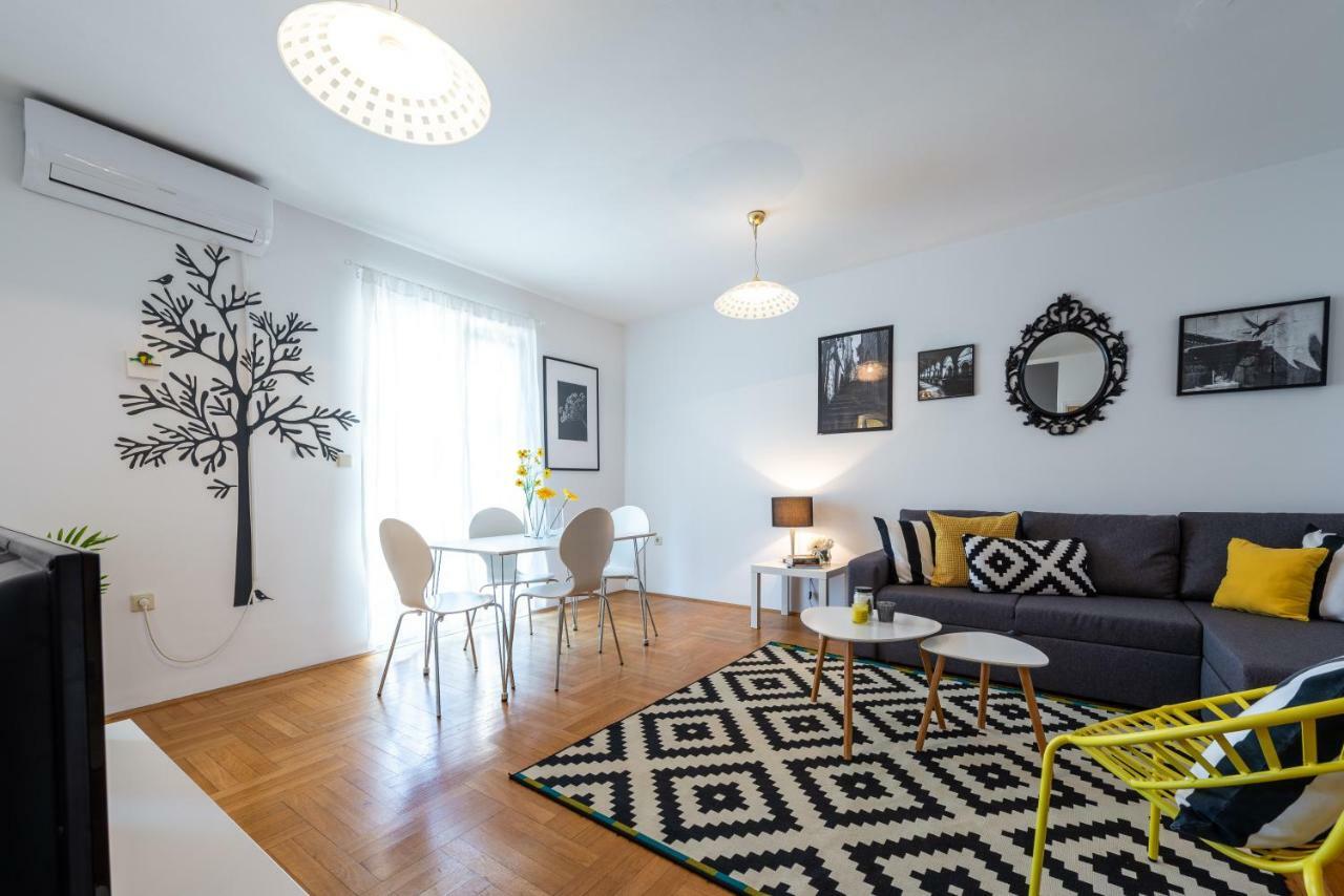 Mirjam'S Charming Apartment ดูบรอฟนิก ภายนอก รูปภาพ